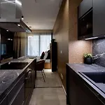 High-end W Gym/sauna/balcony/security *
