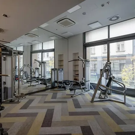 High-end W Gym/sauna/balcony/security Apartamento