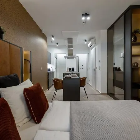 High-end W Gym/sauna/balcony/security * Budapešť