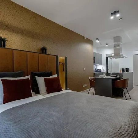 Appartement High-end W Gym/sauna/balcony/security Boedapest