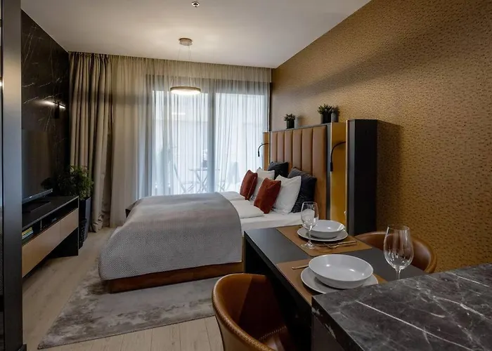 Apartament High-end W Gym/sauna/balcony/security Budapesta